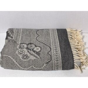 Guarisco Italy 100% Lightweight gray Soft Wool‎ Floral Jacquard Blanket 52 x 60